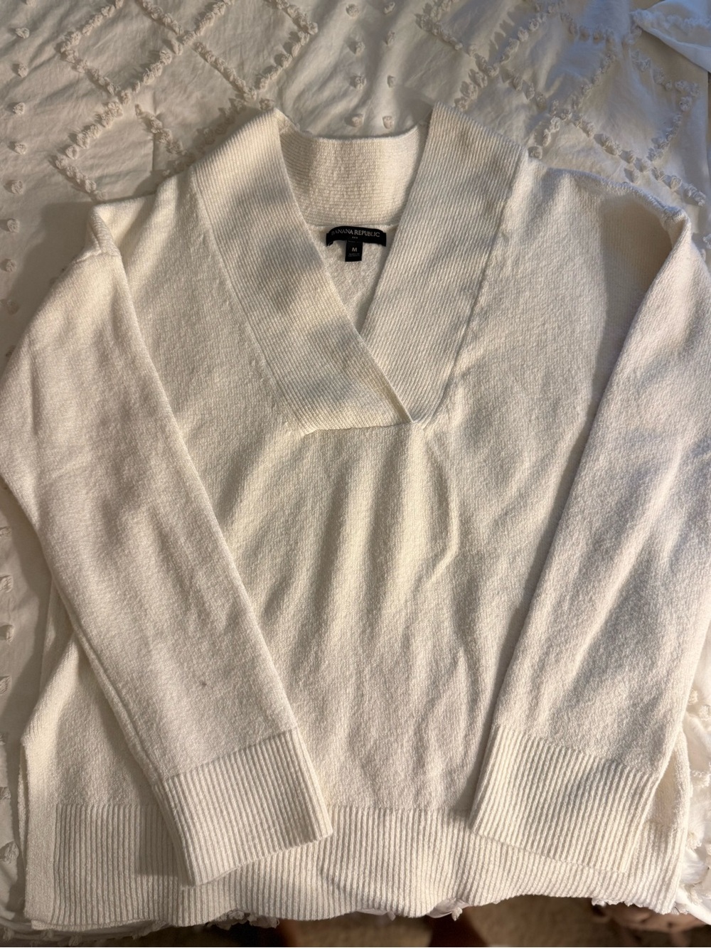 Banana Republic Cream V-Neck Sweater